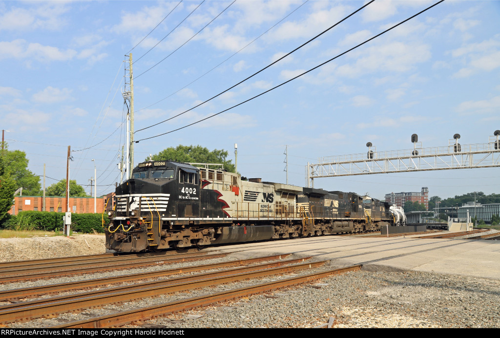 NS 4002 leads train 350 past Raleigh Union Station